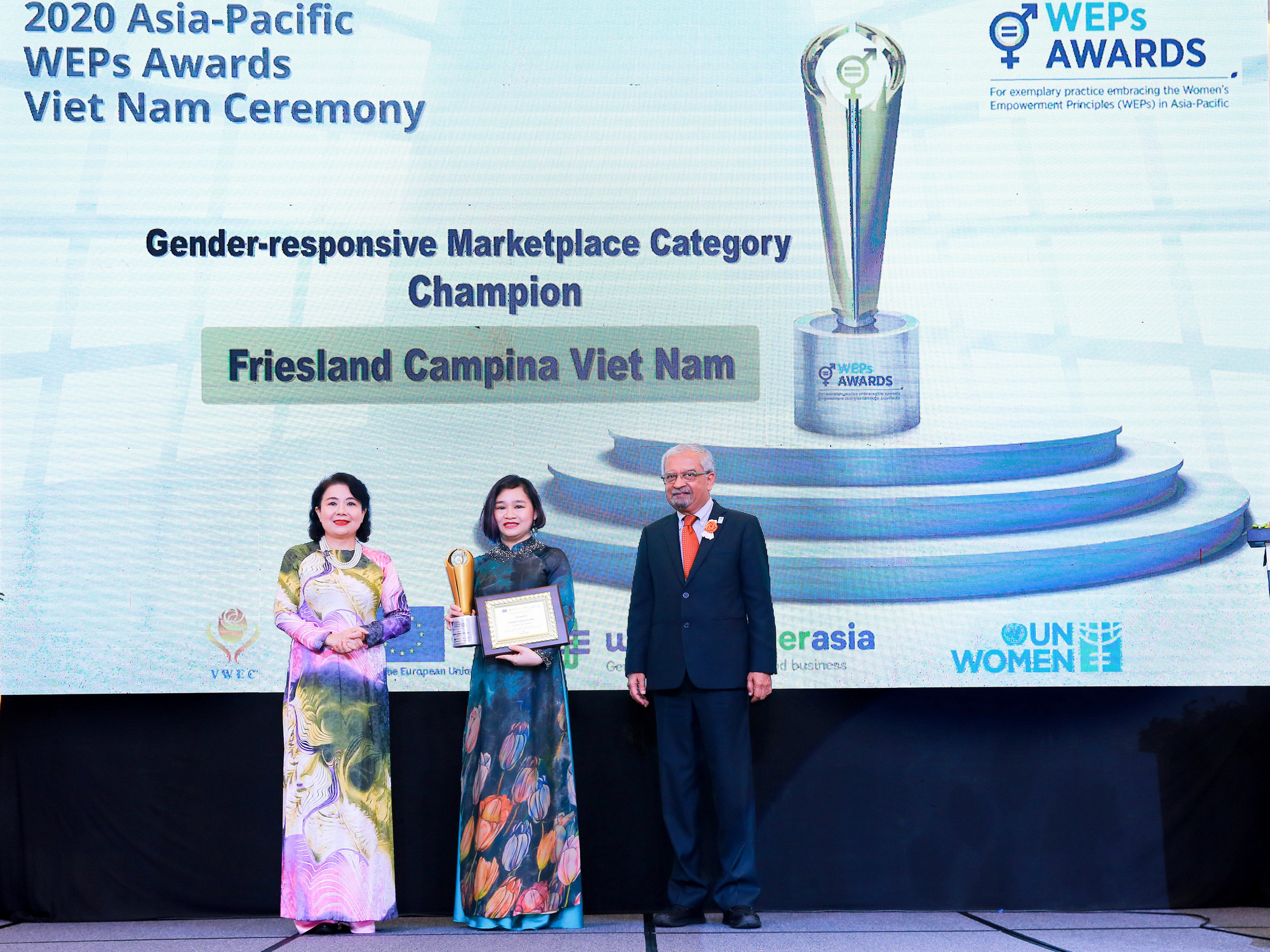 FrieslandCampina Vietnam nhận giải thưởng Trao quyền cho Phụ nữ khu vực châu Á – Thái Bình Dương - Ảnh 1.