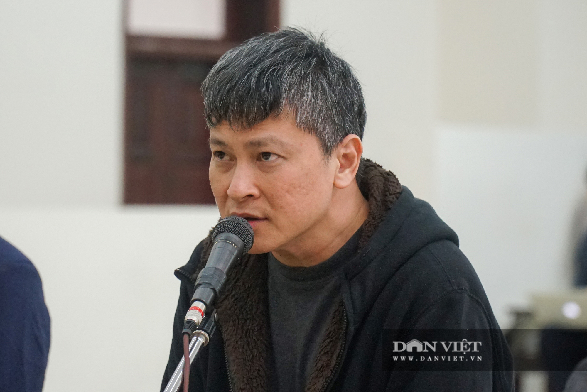 Toàn cảnh phiên toà xét xử Nguyễn Nhật Cảm cùng 9 đồng phạm  - Ảnh 6.