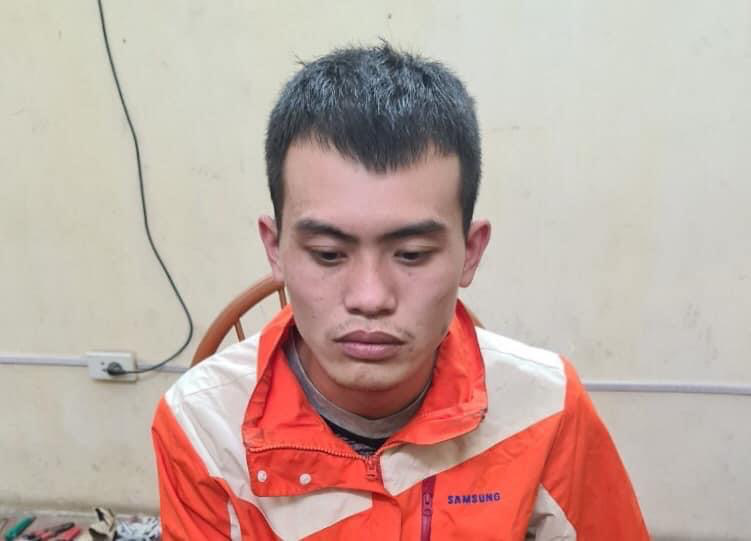 Thông tin mới nhất vụ đâm bảo vệ, cướp hơn 10 điện thoại ở Bắc Ninh - Ảnh 1.
