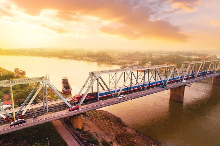 Nghỉ tết Dương lịch 2021 đường sắt tăng nhiều chuyến tàu phục vụ người dân - Ảnh 1.