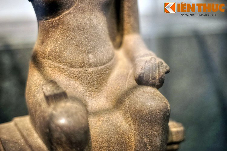Ngắm bức tượng Phật cổ ngàn tuổi độc đáo hiếm có không chỉ của Việt Nam mà của cả vùng Đông Nam Á - Ảnh 7.