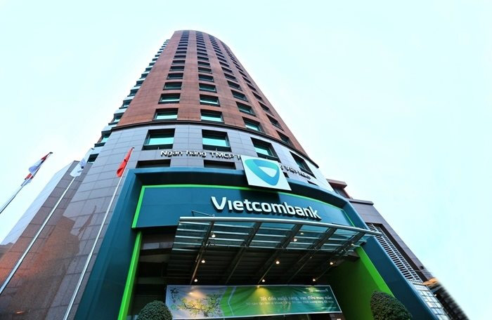 Thông tin dồn dập, VietcomBank đua cùng Vingroup của tỷ phú Phạm Nhật Vượng - Ảnh 1.