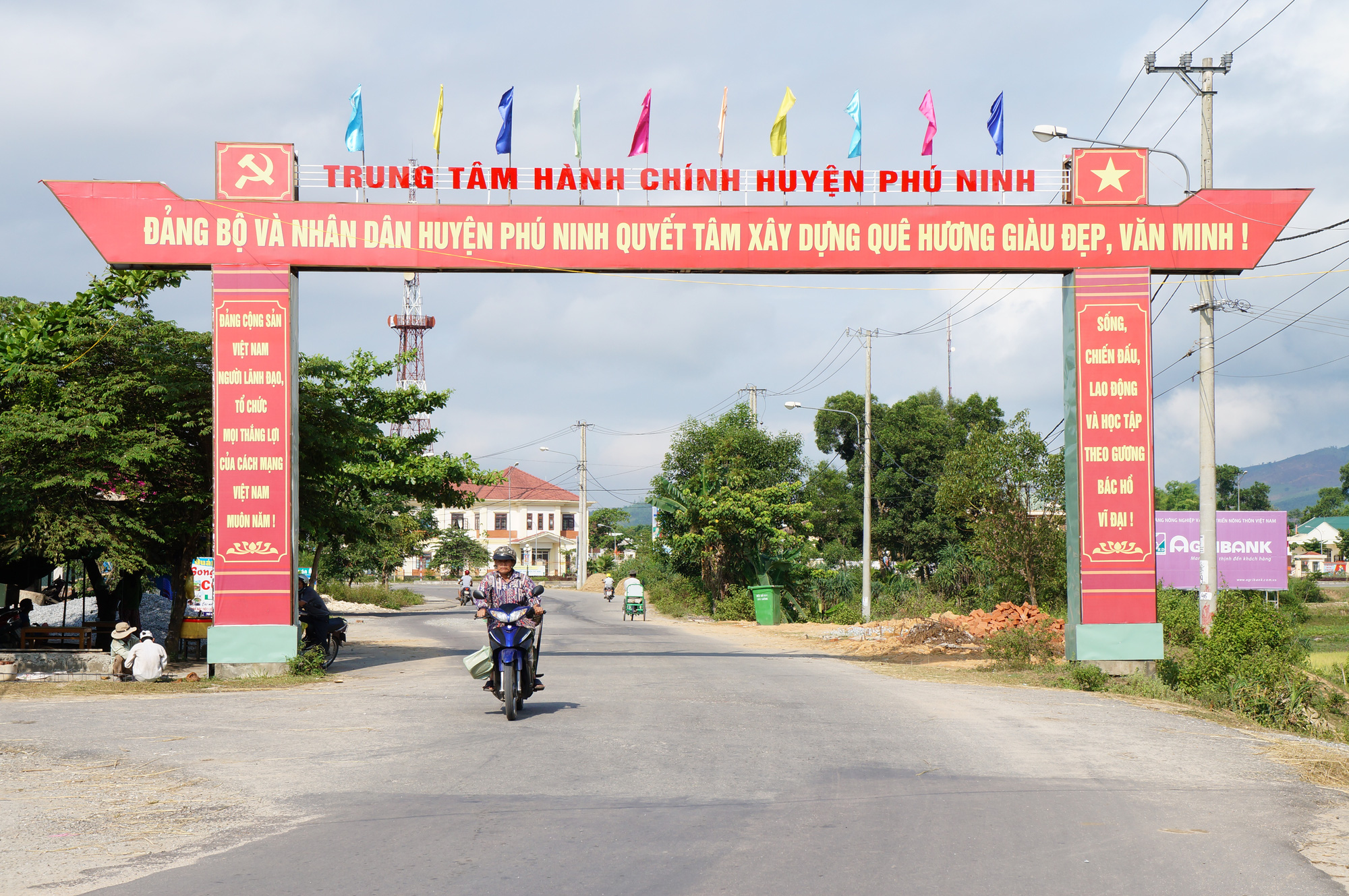 10 năm xây dựng NTM, Quảng Nam có 116 xã đạt chuẩn - Ảnh 3.