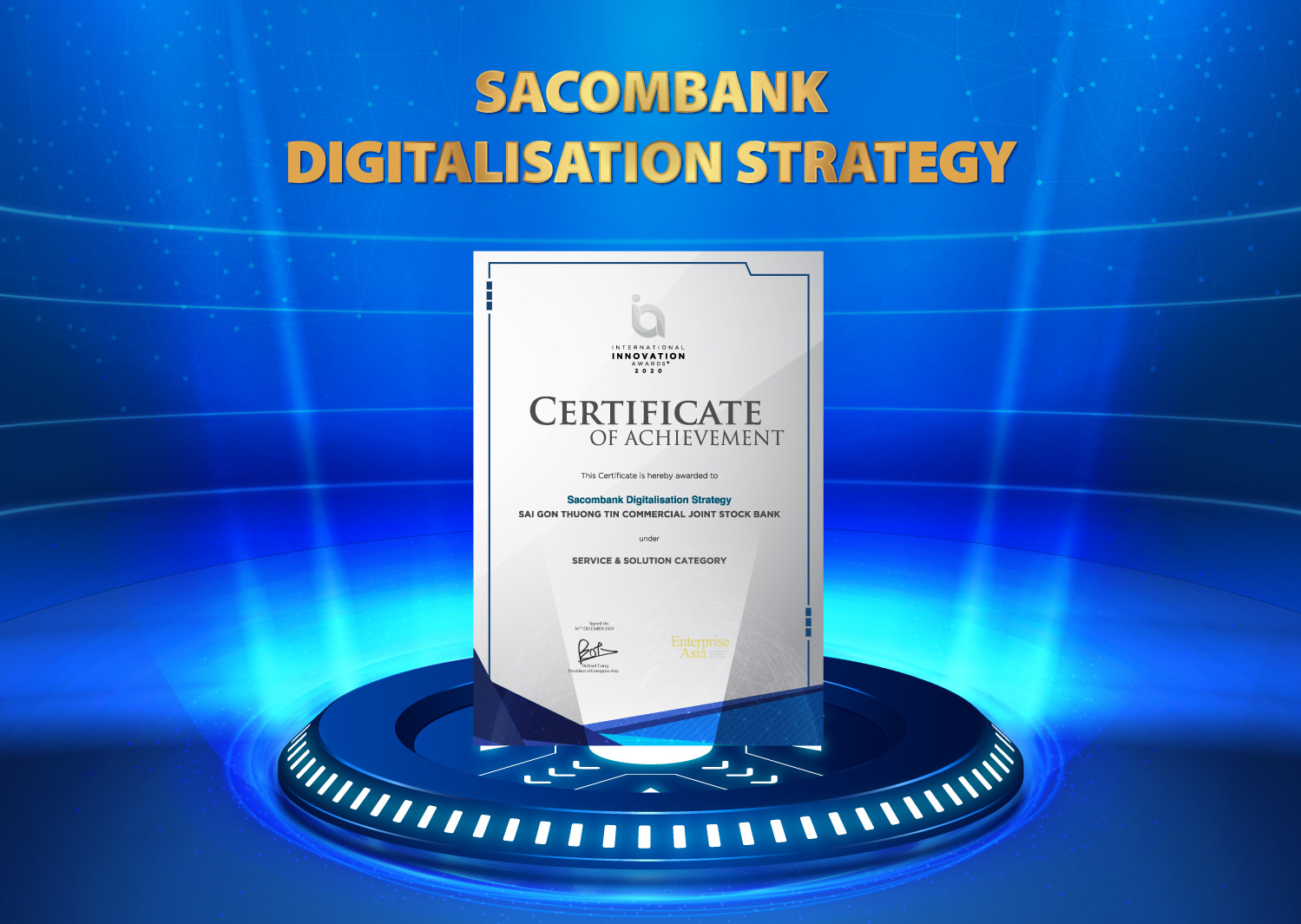 Sacombank đạt giải thưởng về chiến lược chuyển đổi số - Ảnh 1.