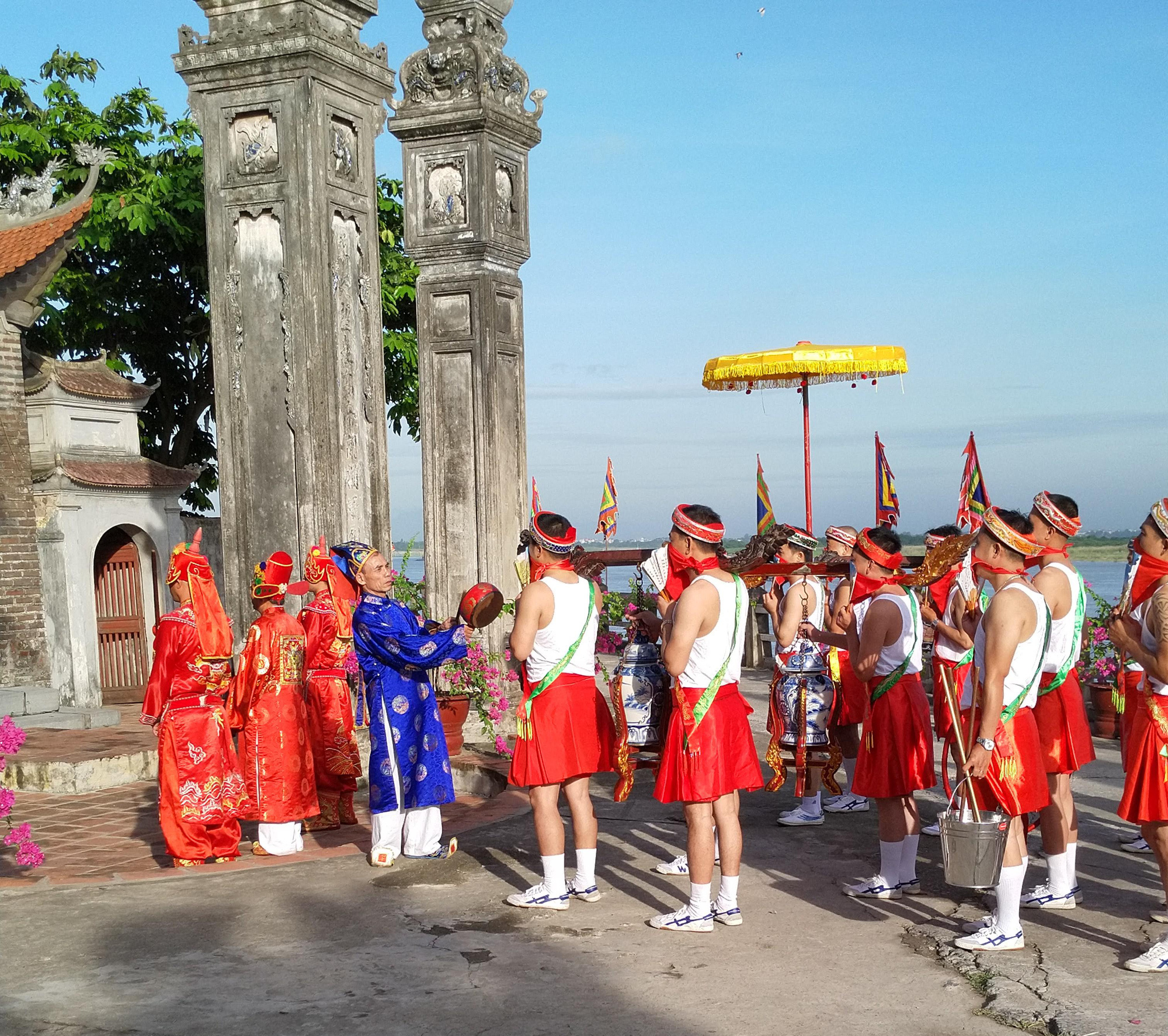 Kể chuyện làng: Làng Chèm có ngôi đình cổ nhất Việt Nam - Ảnh 1.