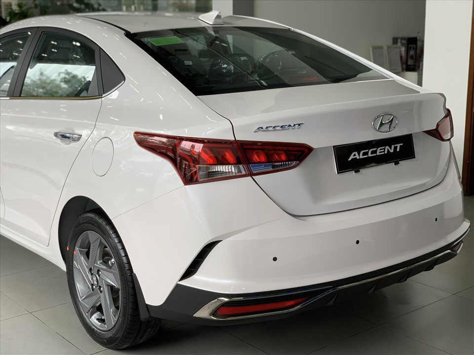 Honda City hay Hyundai Accent 2021 đáng tiền hơn? - Ảnh 19.