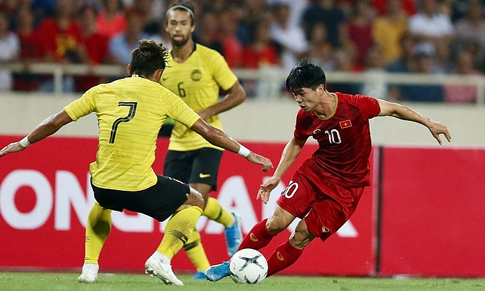 Việt Nam và Malaysia gặp khó trước ngày tái đấu tại vòng loại World Cup 2022 - Ảnh 1.