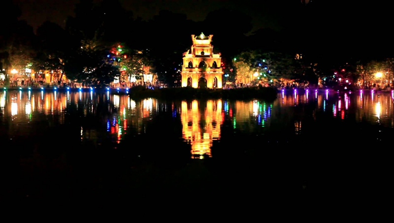Những điểm vui chơi tại Hà Nội trong đêm Giáng sinh 2020 - Ảnh 3.