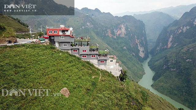 Công trình Panorama trên đèo Mã Pì Lèng “cao to” hơn: Cải tạo có đúng thiết kế được duyệt? - Ảnh 1.