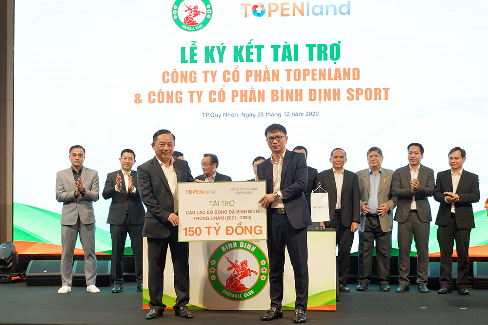 Topenland và Hưng Thịnh Land tài trợ 300 tỷ đồng cho CLB bóng đá Topenland Bình Định - Ảnh 1.