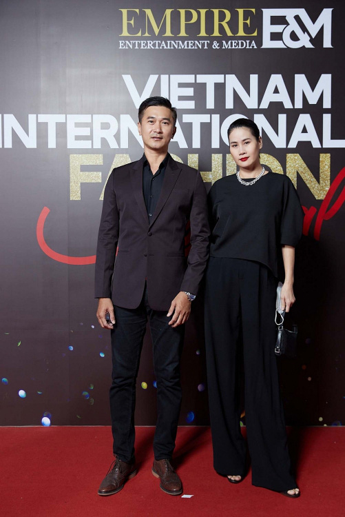 &quot;Vietnam International Fashion Festival 2020&quot;: Những siêu mẫu vang bóng một thời chứng tỏ đẳng cấp - Ảnh 7.