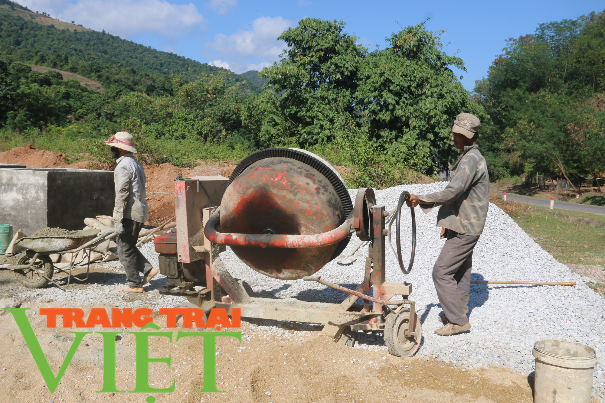 Hội Nông dân Cao Phong: Huy động hội viên hiến đất xây dựng nông thôn mới  - Ảnh 4.