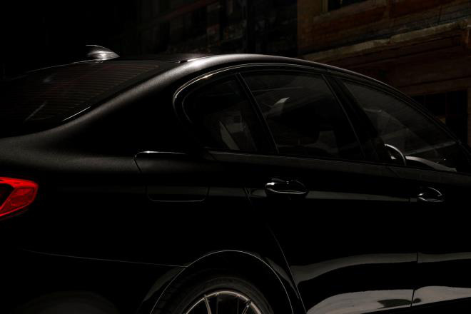BMW 5 series phiên bản Dark Shadow Edition siêu 'ngầu' - Ảnh 10.