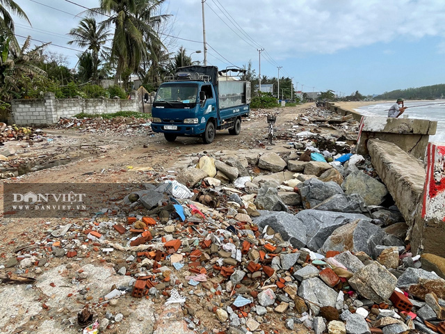 Quảng Ngãi: Kè chắn sóng 20 tỷ tan hoang, nhà dân có nguy cơ bị kéo ra biển  - Ảnh 3.