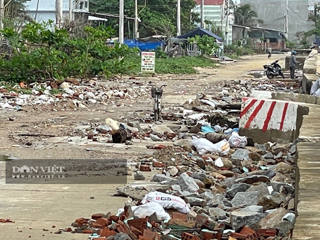 Quảng Ngãi: Kè chắn sóng 20 tỷ tan hoang, nhà dân có nguy cơ bị kéo ra biển  - Ảnh 8.