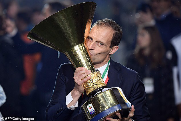 Max Allegri đã thất nghiệp hơn 1 năm qua.