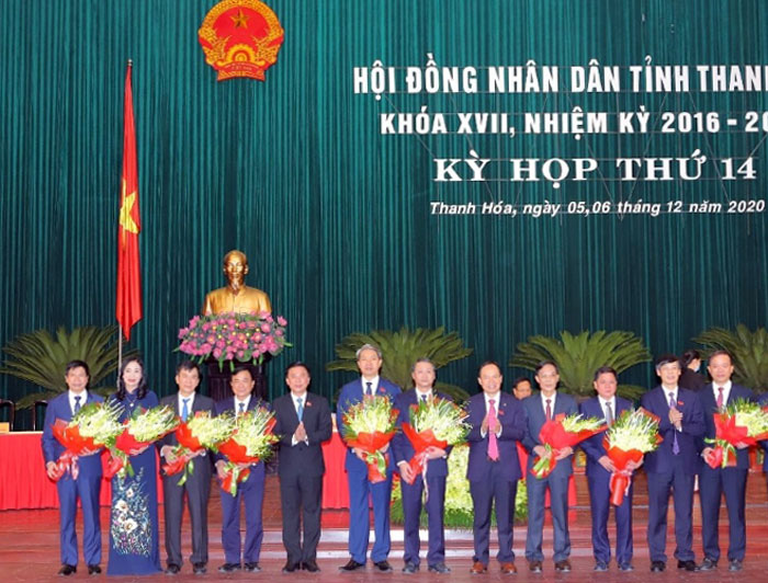 Tân Chủ tịch UBND tỉnh Thanh Hóa Đỗ Minh Tuấn hứa sẽ “trọng dân, gần dân, lắng nghe tâm tư, nguyện vọng dân” - Ảnh 3.