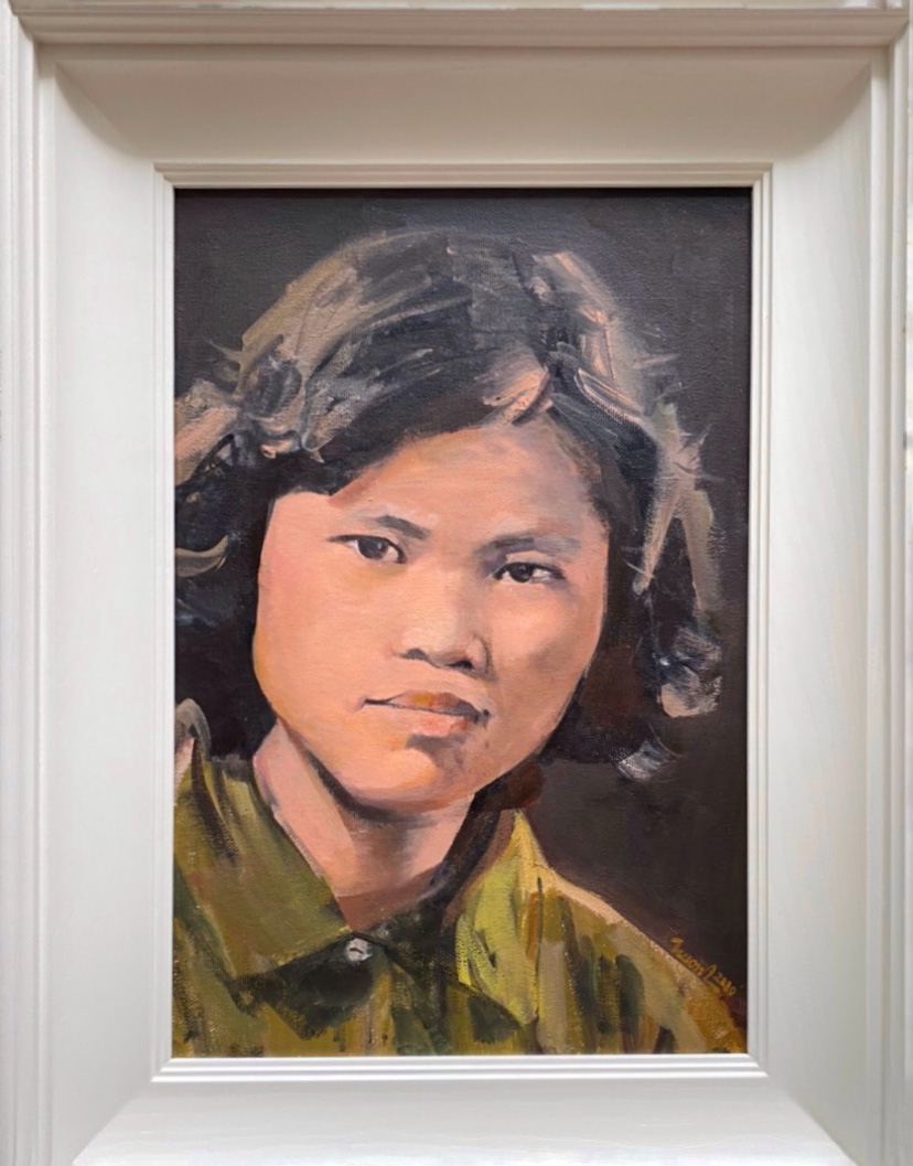 Khai mạc triển lãm tranh &quot;Phụ nữ vẽ & Vẽ Phụ nữ&quot; với chân dung những người phụ nữ Việt Nam tiêu biểu  - Ảnh 2.