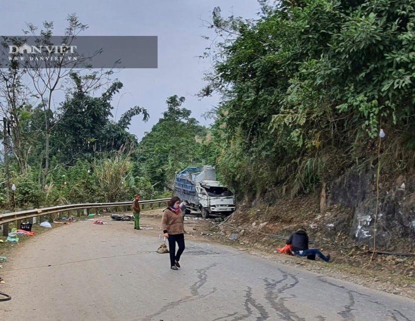 Bắc Kạn: Trên đường thăm vợ về, va chạm với xe chở lợn, hai bố con tử vong  - Ảnh 1.