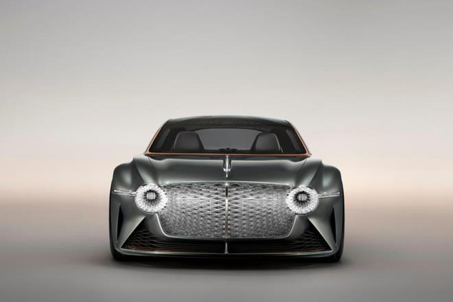 Bentley tấn công thị trường bằng xe điện siêu sang - Ảnh 1.
