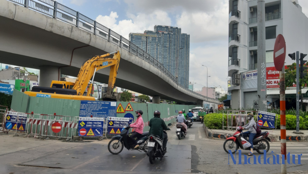 Bộ Xây dựng thanh tra quy hoạch, quản lý xây dựng 'tuyến đường ngập' Nguyễn Hữu Cảnh - Ảnh 1.