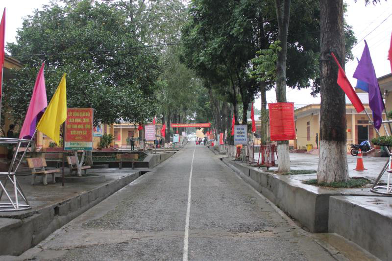Cận cảnh khu cách ly người từ Trung Quốc về Việt Nam tại Lạng Sơn - Ảnh 2.