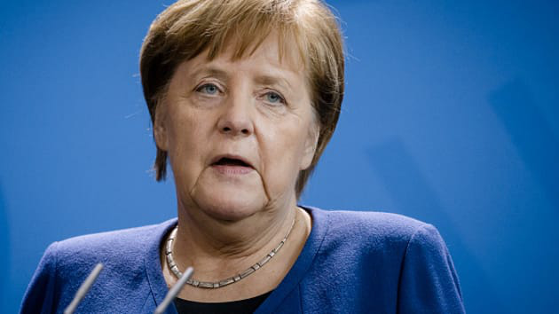 Thủ tướng Đức: &quot;70% dân số Đức có thể nhiễm virus corona&quot; - Ảnh 1.