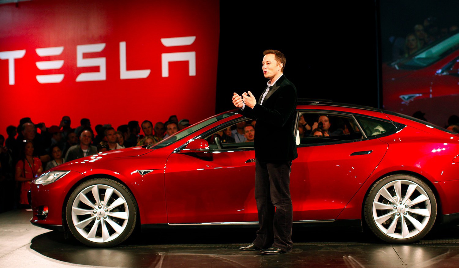 CEO hãng xe điện Tesla Tỷ phú Elon Musk tiết lộ 5 khoản đầu tư lớn giúp  ông giàu thứ 2 thế giới  VTVVN