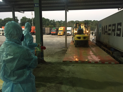 Giữa tháng 3, 15.000 tấn nông sản xuất sang Trung Quốc qua Móng Cái - Ảnh 1. Giữa tháng 3, 15.000 tấn nông sản xuất sang Trung Quốc qua Móng Cái - Ảnh 1.