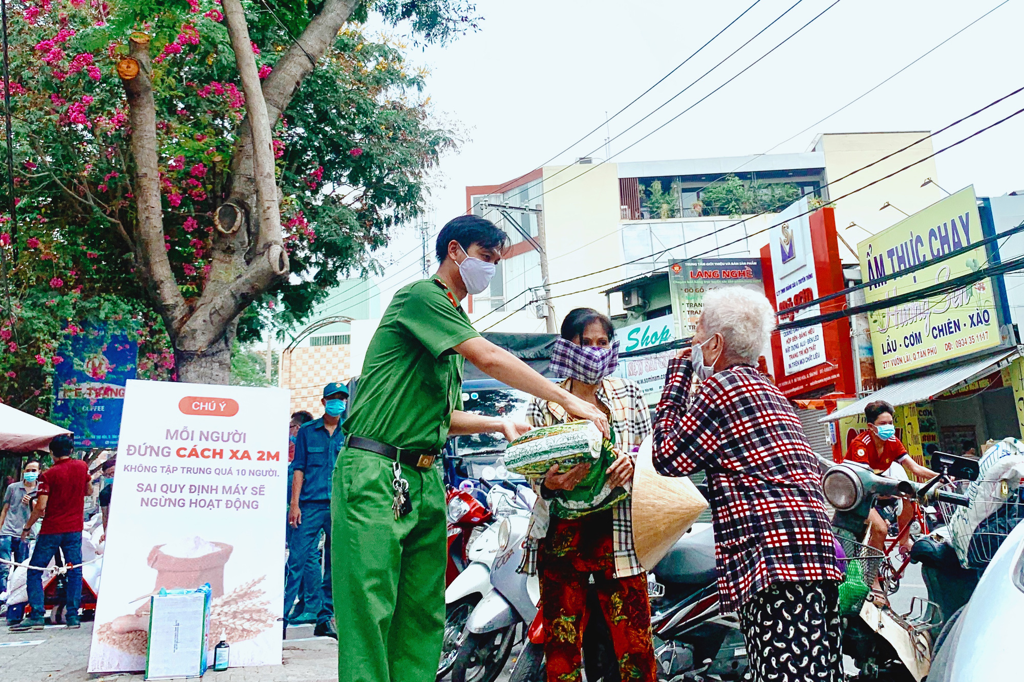 Điều ít ai biết về ông chủ cây “ATM gạo” 8X Hoàng Tuấn Anh - Ảnh 6.