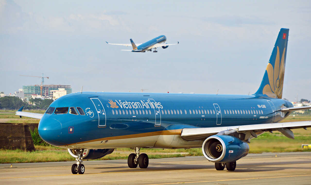 Giữa “khó khăn chưa từng có”, Vietnam Airlines xin đầu tư thêm 50 máy bay - Ảnh 2.