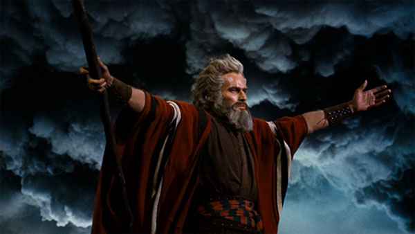 Có thật &quot;Moses đã tách nước ở biển Đỏ cứu dân Do Thái&quot;? - Ảnh 2.