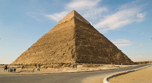 Người Ai Cập cổ đại làm cách nào để vận chuyển đá xây Kim tự tháp? - Ảnh 1.