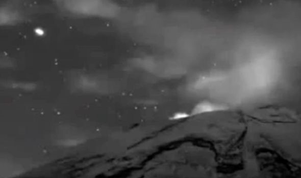 Tìm ra bằng chứng khẳng định căn cứ của UFO tại một ngọn núi lửa ở Mexico - Ảnh 2.