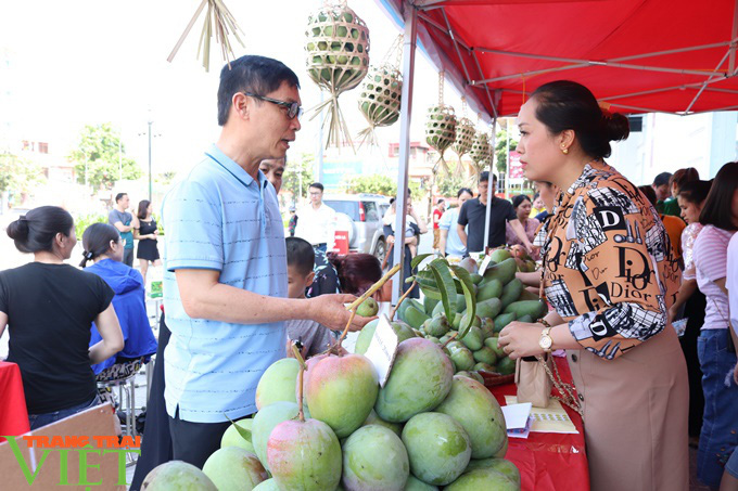 Yên Châu đẩy mạnh quảng bá giới thiệu sản phẩm nông sản  - Ảnh 4.