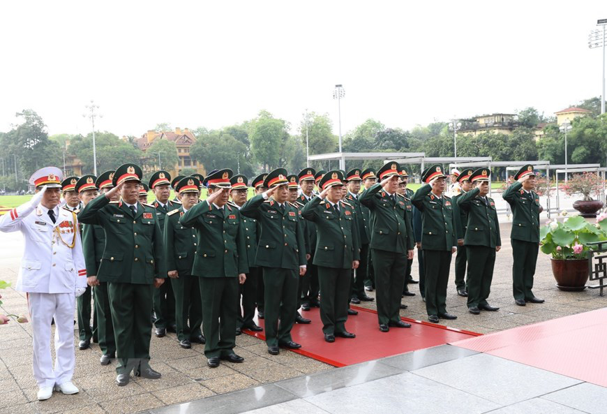 Lãnh đạo Đảng, Nhà nước vào Lăng viếng Chủ tịch Hồ Chí Minh - Ảnh 5.