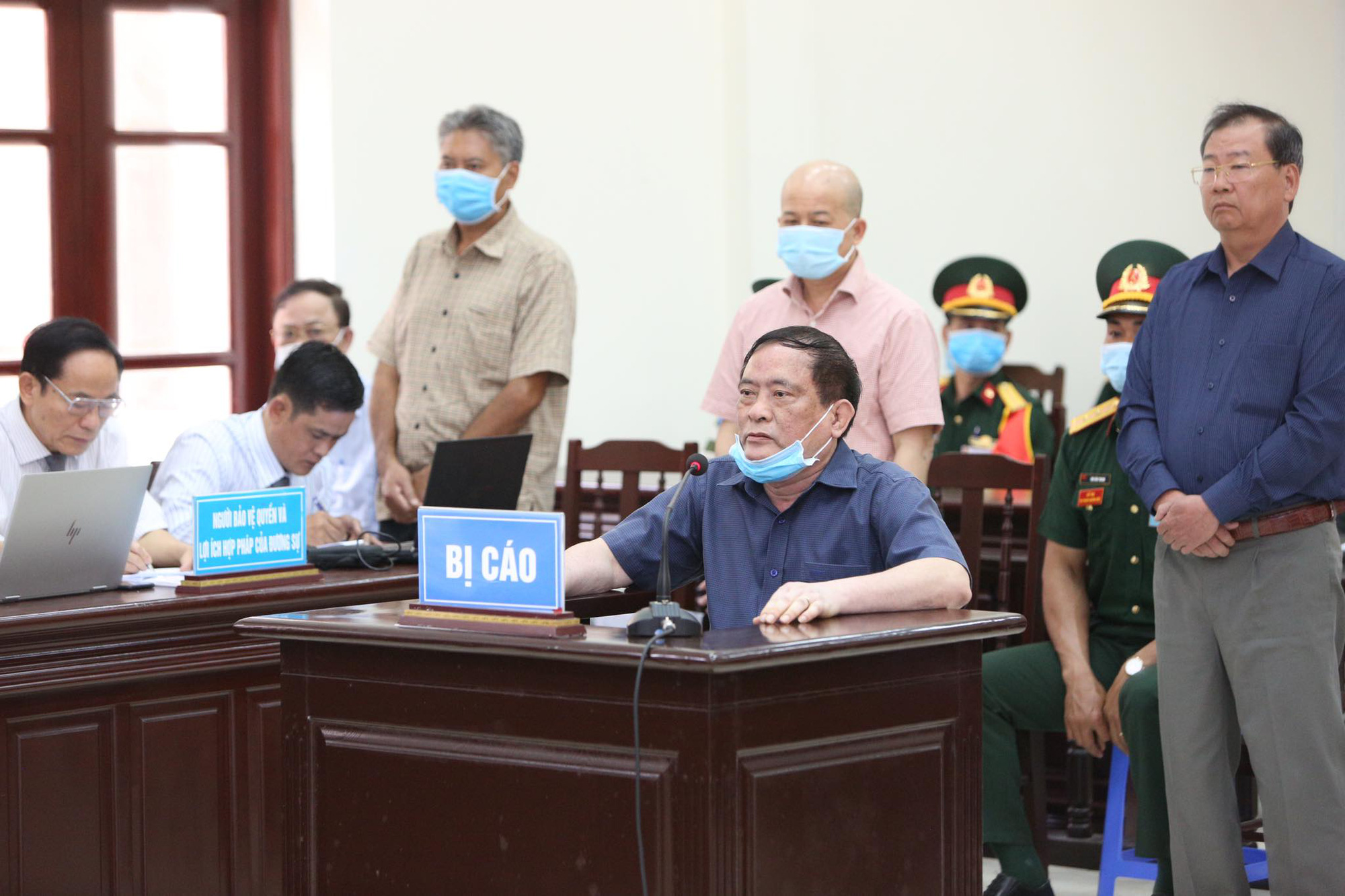 Đô đốc Nguyễn Văn Hiến bị đề nghị mức năm tù - Ảnh 2.