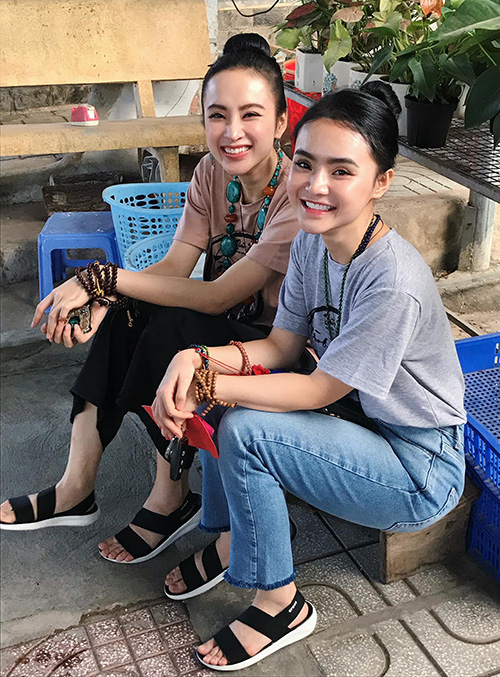 Angela Phương Trinh rời bỏ showbiz, cùng em gái đi bán cơm chay - Ảnh 2.