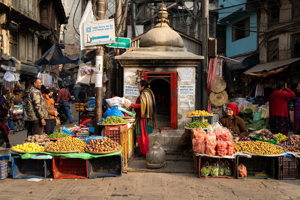 Khu chợ cổ ở Kathmandu - Ảnh 2.