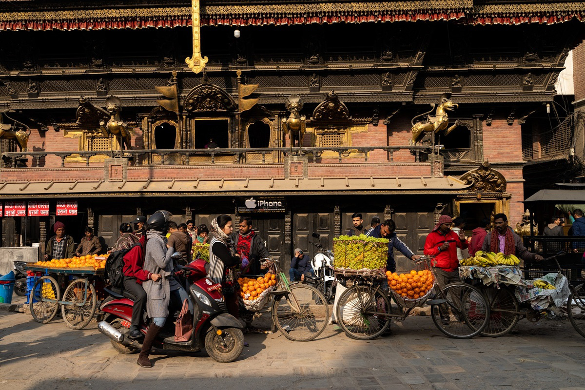 Khu chợ cổ ở Kathmandu - Ảnh 1.