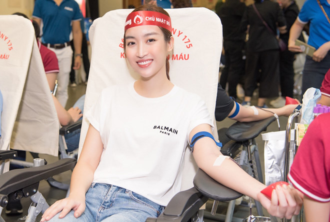 Đỗ Mỹ Linh, Trần Tiểu Vy, Kiều Loan đọ sắc khi tham gia hiến máu nhân đạo - Ảnh 9.