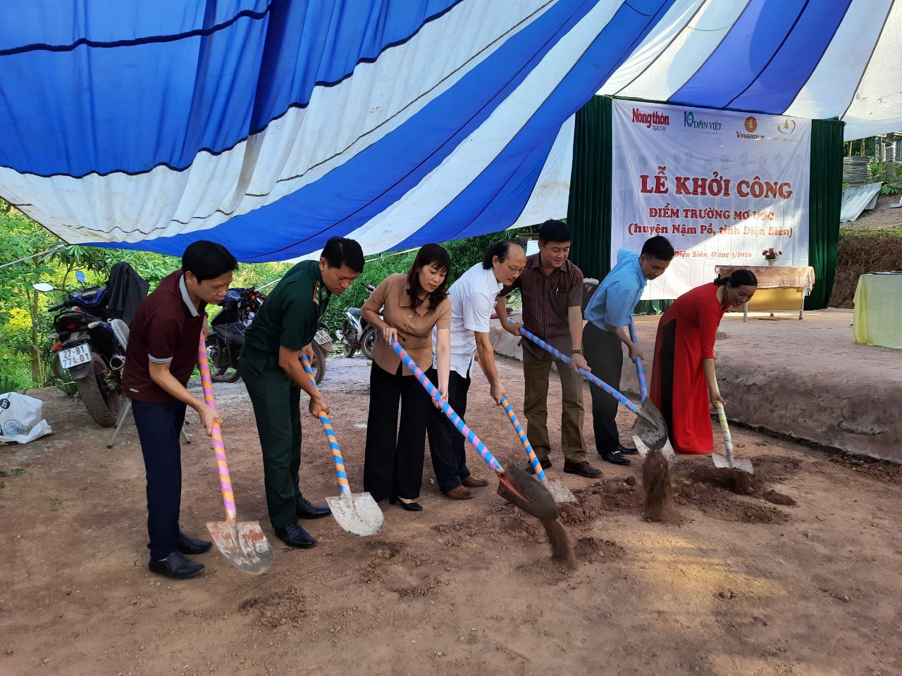 Báo NTNN/Điện tử Dân Việt khởi công điểm trường thứ 2 ở Điện Biên - Ảnh 7.