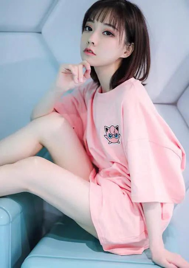 Hot streamer kiêm ca sĩ mạng kiếm 164 tỷ &quot;dễ như bỡn&quot; gây choáng - Ảnh 8.