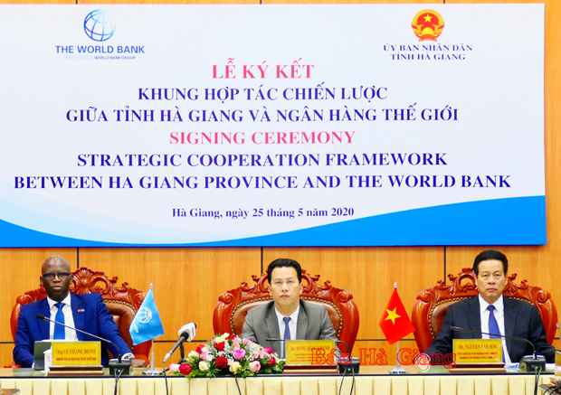 Ký kết khung hợp tác chiến lược giữa tỉnh Hà Giang với Ngân hàng thế giới - Ảnh 2.