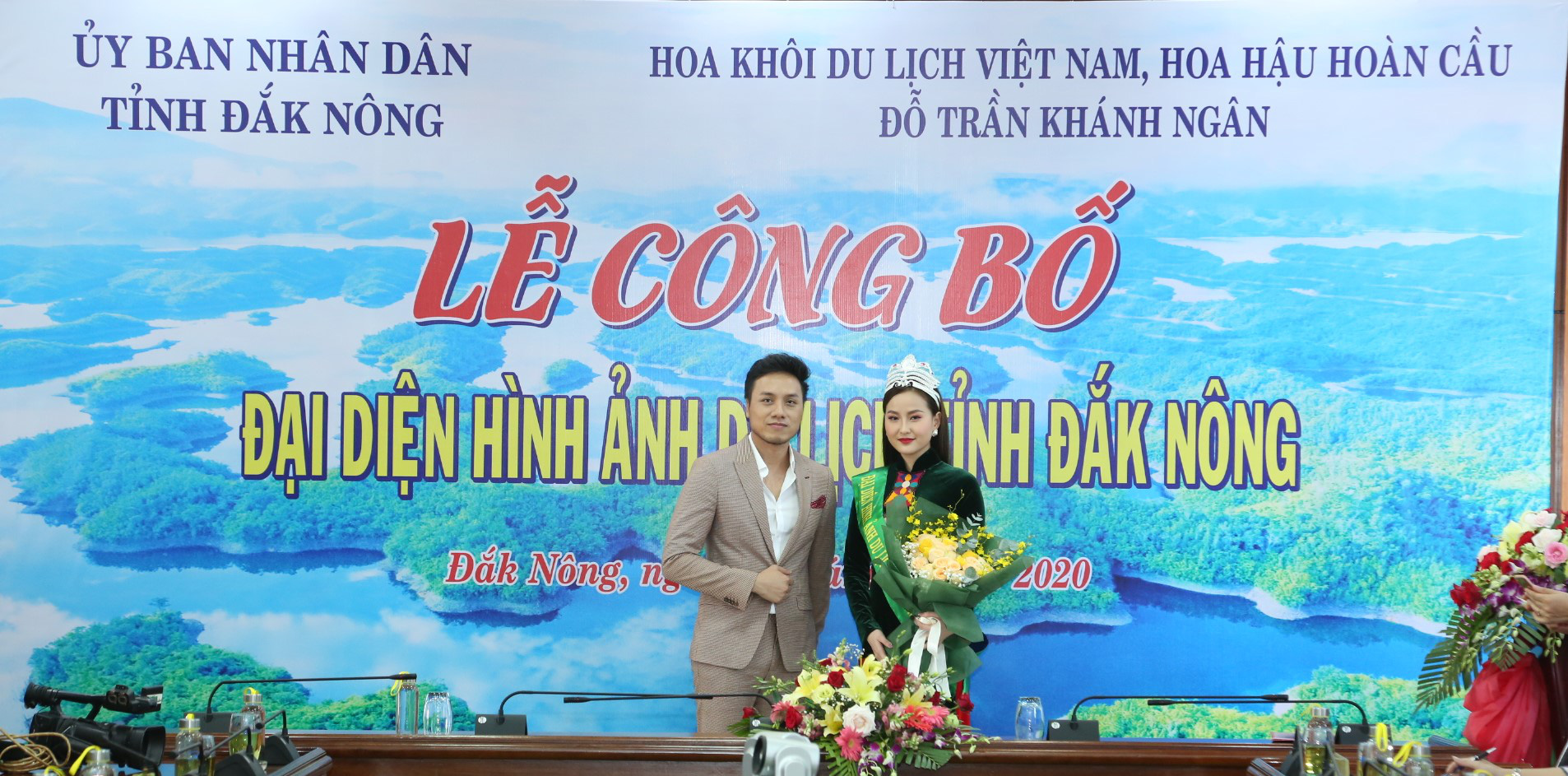 Hoa hậu Đỗ Trần Khánh Ngân đại diện hình ảnh du lịch tỉnh Đắk Nông - Ảnh 1.