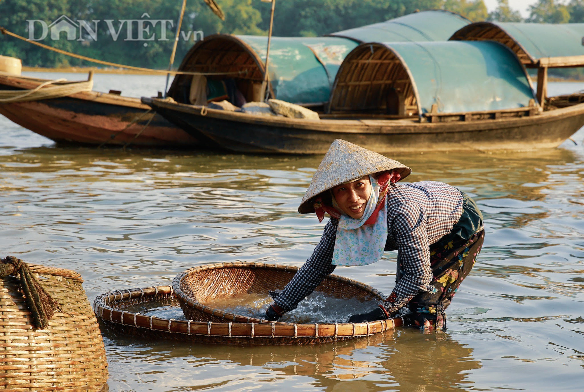 Hà Tĩnh: Làng “đi thụt lùi” thu tiền triệu mỗi ngày - Ảnh 8.