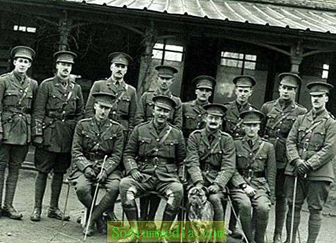 Vụ mất tích bí ẩn của Tiểu đoàn Royal Norfolk trong Thế chiến I - Ảnh 1.