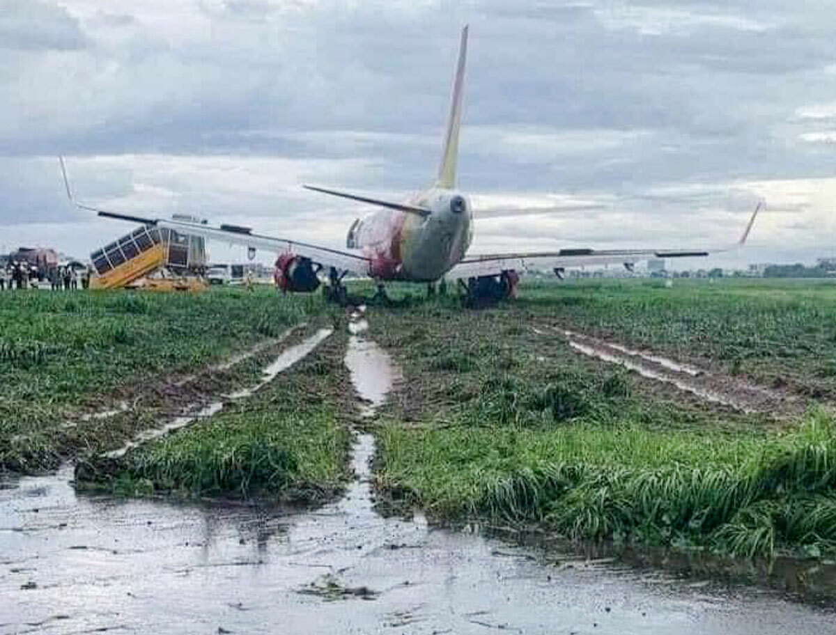 Bộ trưởng GTVT Nguyễn Văn Thể nói gì về vụ máy bay Vietjet trượt khỏi đường băng? - Ảnh 2.