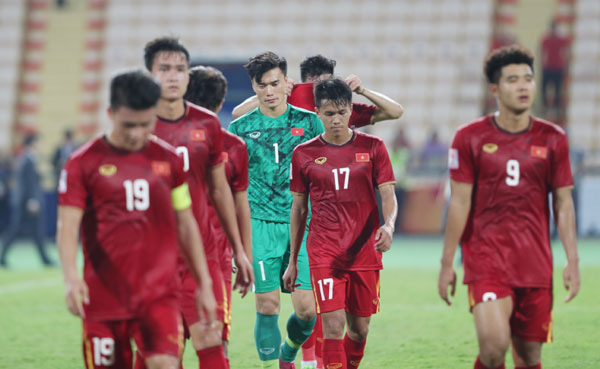 HLV Park Hang-seo cần 70 cầu thủ cho AFF Cup 2020: 1 mũi tên trúng nhiều đích! - Ảnh 2.