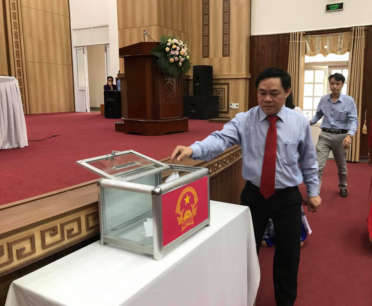 Quảng Nam: Ông Bùi Ngọc Ảnh được bầu giữ chức Chủ tịch thành phố Tam Kỳ - Ảnh 2.